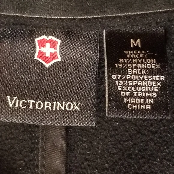 Victorinox / Swiss Army Black Jacket - Picture 2 of 9
